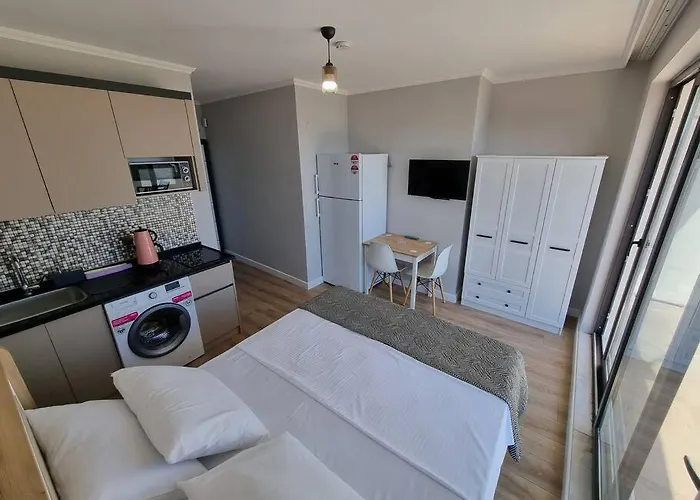 Royal Homes 501 Hotel *