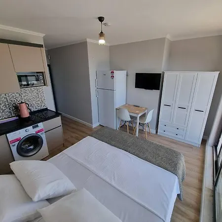 Royal Homes 501 Hotel *